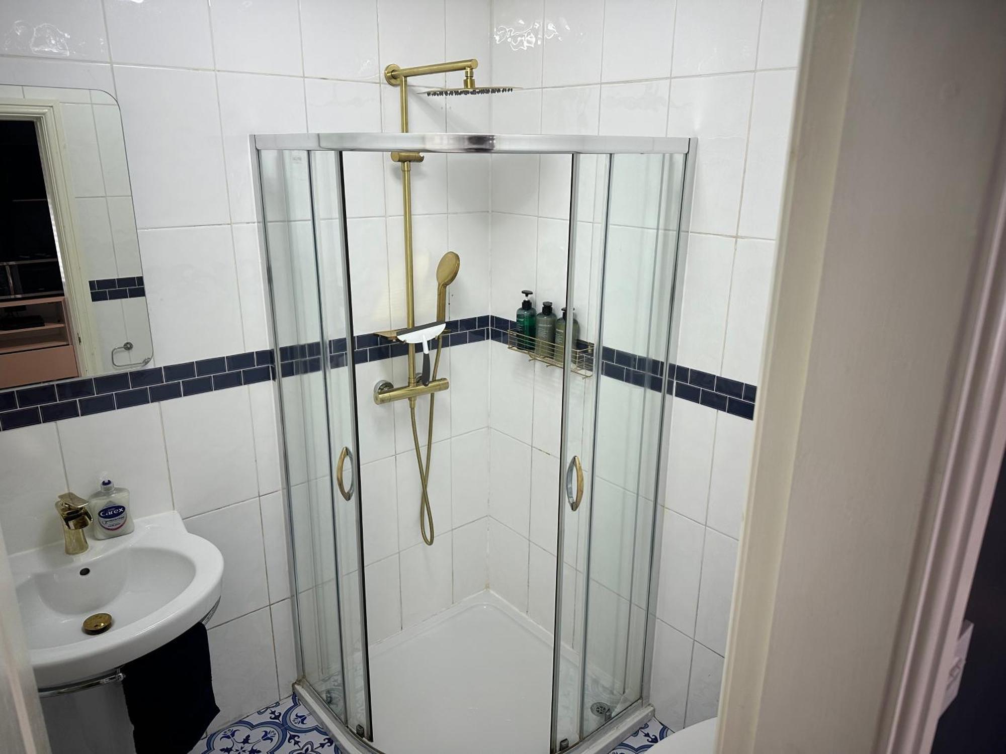 Quarto em Acomodações Particulares Lux Akinle